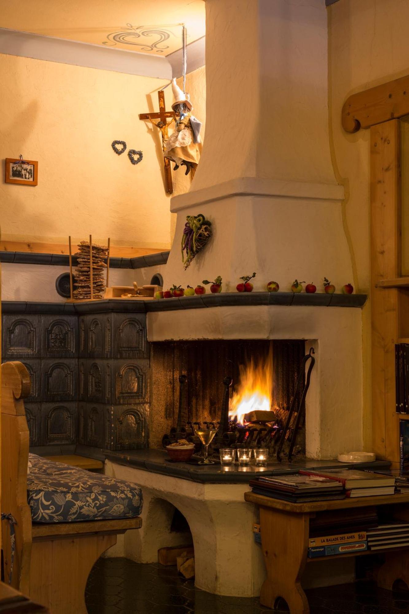 Digonera Historic Hotel B&B ロッカ・ピエートレ エクステリア 写真