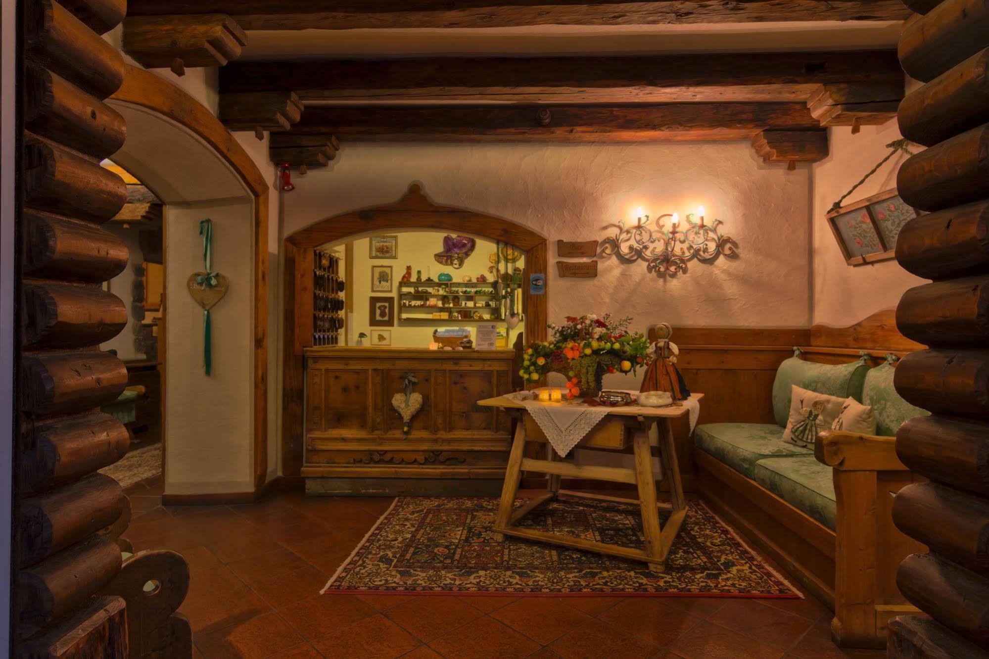 Digonera Historic Hotel B&B ロッカ・ピエートレ エクステリア 写真